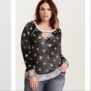 TORRID Star Print Raglan Cut Out Sweater